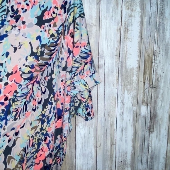 Jodifl Colorful Jungle Dolman Blouse - Picture 3 of 5